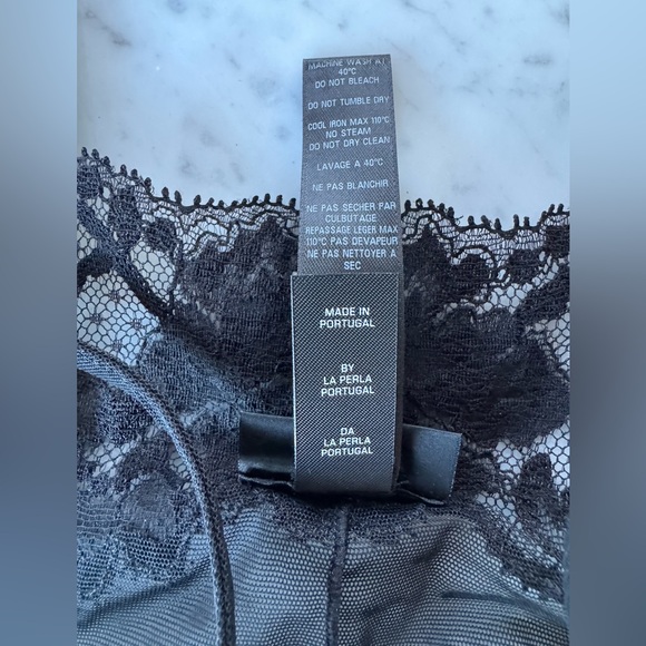 La Perla Sheer Black Lace Chemise - Picture 11 of 12
